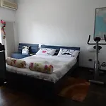 Gigi & Bianca Home